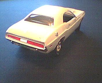 Dodge1970-Challenger-01.jpg